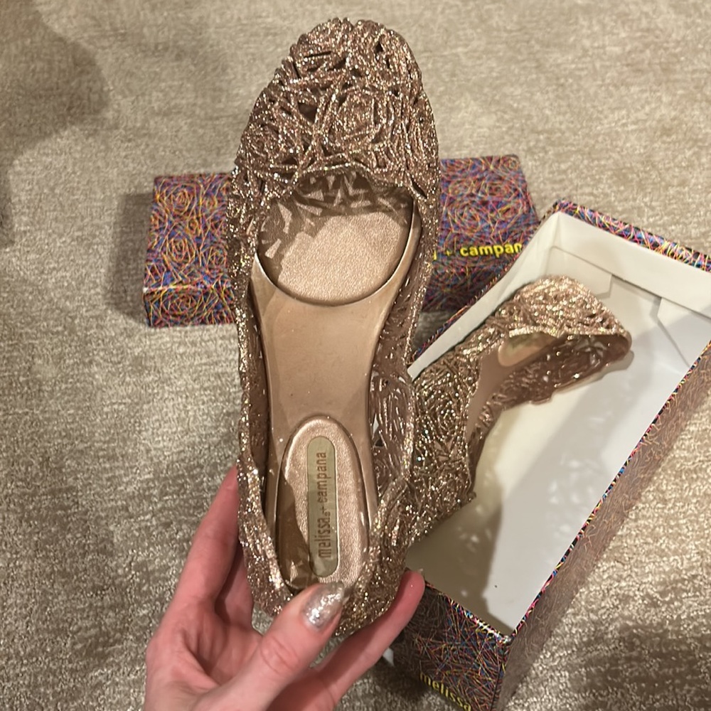Pretty Rose Gold Glitter Flats NWOB
